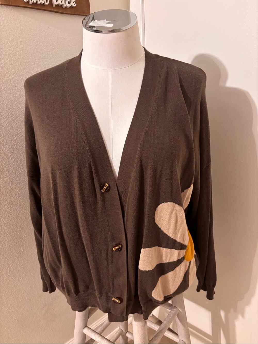 NATURAL LIFE Brown Floral Accent Women’s Cardigan Sweater